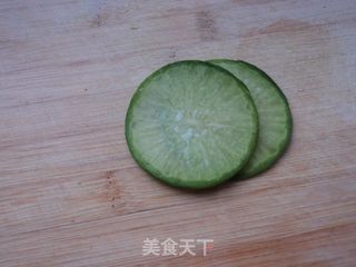 DIY纯手工萝卜牛肉水饺的做法步骤：4