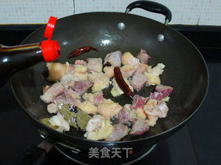 萝卜炖牛腩的做法步骤:6