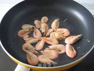 北极虾牛油果蝴蝶粉的做法步骤:6