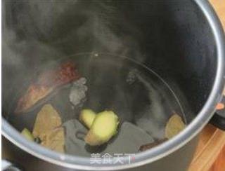 绝对让您忽略肉的土豆吃法——土豆干红烧肉的做法步骤:6