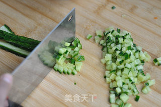 炒米饭的做法步骤:2