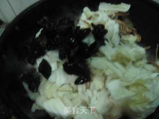 大白菜烩黄花菜丸子的做法步骤：15