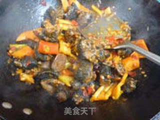 辣炒乌鸡的做法步骤:11