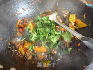 辣炒乌鸡的做法步骤:12