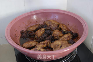 20分钟做出老少通吃的家庭宴客菜——话梅鸡翅的做法步骤:10