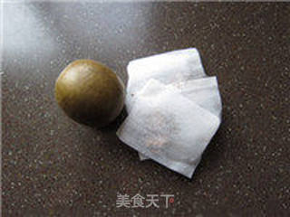 罗汉果雪梨银耳羹的做法步骤:3
