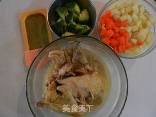 阳光咖喱焗饭的做法步骤：1