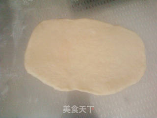火腿香葱花型面包的做法步骤:6
