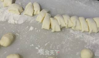 【笑笑厨房创意菜】泡菜意大利面疙瘩的做法步骤:3