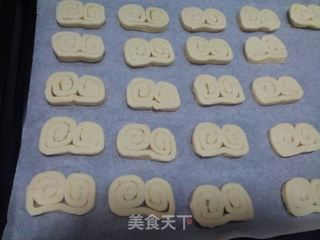 第一次叠被子——蝴蝶酥的做法步骤:8