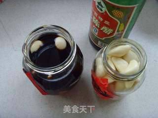年味:翡翠碧玉---腊八蒜的做法步骤:2