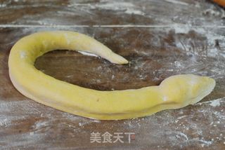 蛇來運轉 富貴年菜之主食篇——【金蛇闹春】的做法步骤：11