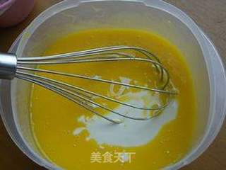 电饭锅版:大理石戚风蛋糕的做法步骤:4