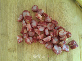 豌豆炒腊肉的做法步骤:2