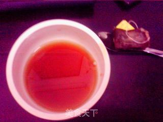 草莓双拼奶茶的做法步骤:3