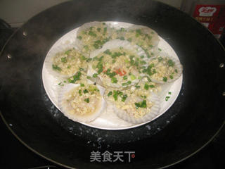 蒜蓉粉丝蒸扇贝的做法步骤:6
