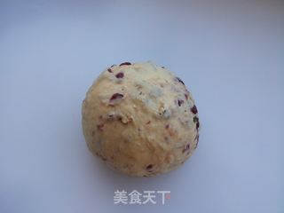 蔓越莓核桃节日面包的做法步骤:3