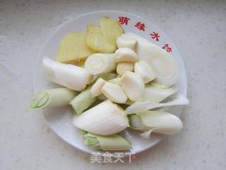 馕包大盘鸡—新疆味道的做法步骤:4