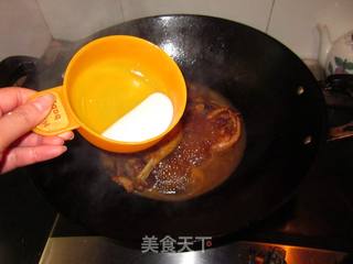 【酱油鸡】教你学做广东过年必备的一道特色菜的做法步骤：11