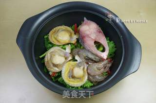 团团圆圆海鲜锅的做法步骤:4