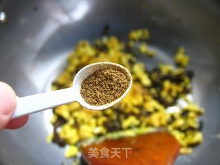 今年过年咱吃不一般的饺子——浪漫双色鸡蛋水饺的做法步骤:10