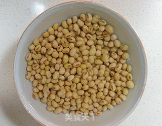 猪蹄黄豆冻的做法步骤:4