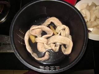 【萝卜焖驴肠】用最简单的材料,做最惹味的家常菜的做法步骤:2