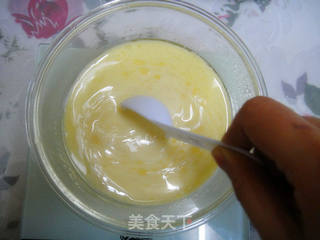 葡萄干香草牛奶麦芬蛋糕的做法步骤:3