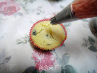 杯子蛋糕必备——基础奶油霜的做法步骤:7