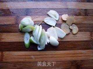 腐竹烧白菜的做法步骤：3