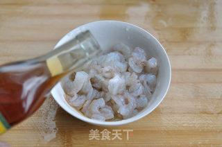 青豆虾仁的做法步骤:3
