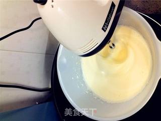 蓝梅装饰蛋糕的做法步骤:2