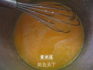 千叶纹戚风蛋糕的做法步骤:3