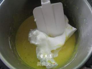 千叶纹戚风蛋糕的做法步骤:8