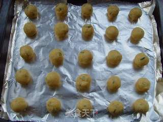 清香提神---迷迭香全麦酥饼的做法步骤:6