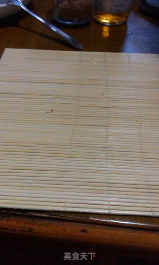泡菜肉松寿司的做法步骤:2