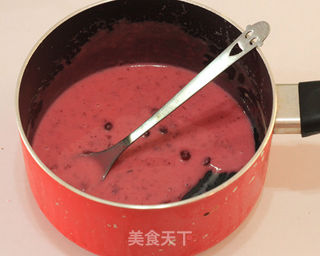 以我一念执着,等你三寸天堂----草莓慕斯蛋糕(情人节快乐)的做法步骤:27