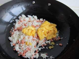 木瓜火腿蛋炒饭的做法步骤:8