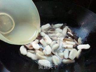 香菇烧荸荠的做法步骤:4