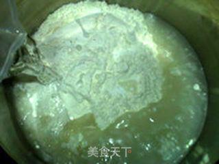 自制饺子皮的做法步骤:2