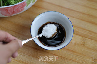 凉拌茼蒿的做法步骤:4