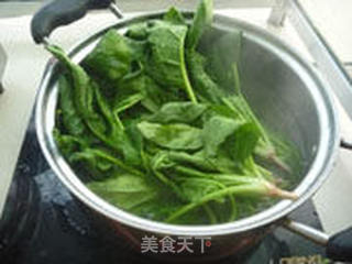 菠菜泼蛋的做法步骤:2