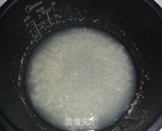 海参韭菜粥的做法步骤:3