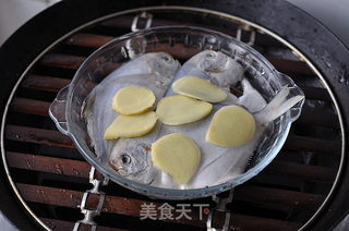 赛螃蟹的做法步骤:2