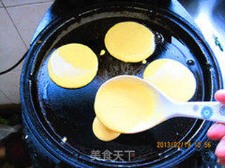 宝宝营养餐----奶香玉米饼的做法步骤:9