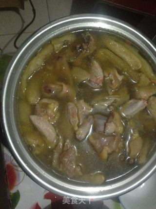 滋补湛江鸡煲的做法步骤:5