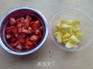 蛇年开篇:草莓鸡翅的做法步骤:3