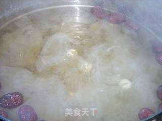 莲子山药银耳羹的做法步骤:6