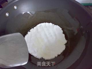 鲜肉虾仁窝贴的做法步骤:8