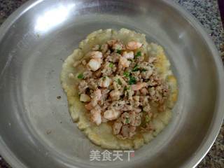 鲜肉虾仁窝贴的做法步骤:10